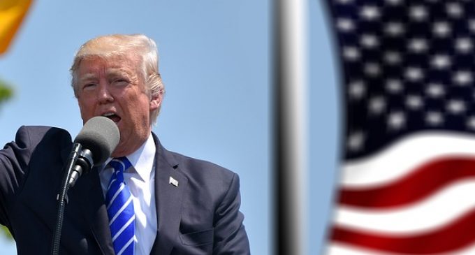 Trump Trashes Bitcoin, Praises the US Dollar